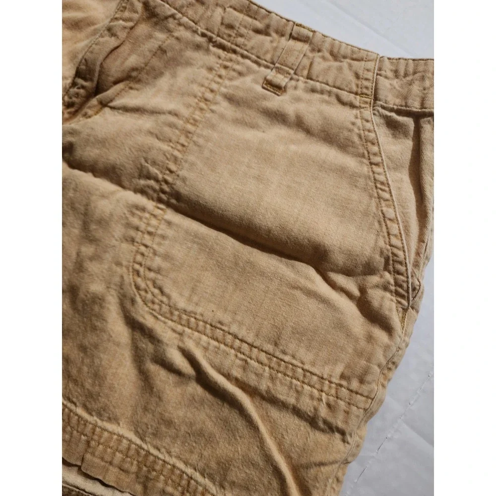 Cabelas Casuals Women's Beige Cargo Shorts Gorpcore Hiking Style Size 8 Regular
